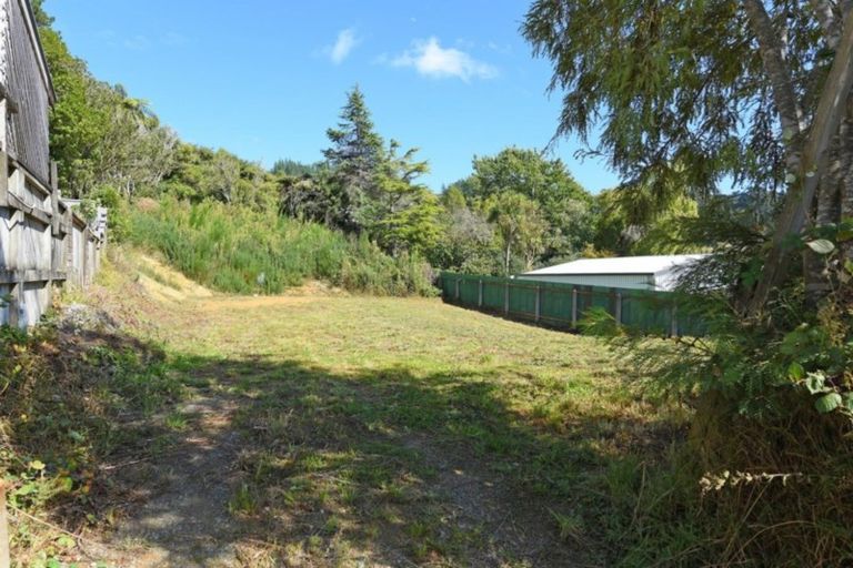 Photo of property in 18a Forest Road, Pinehaven, Upper Hutt, 5019