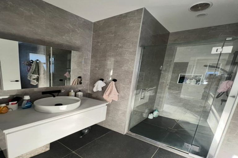 Photo of property in 16 Kelly Road, Riverhead, 0820