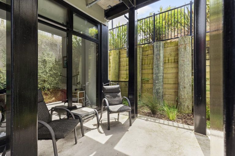 Photo of property in 101/11 Jean Caldwell Way, Island Bay, 6023