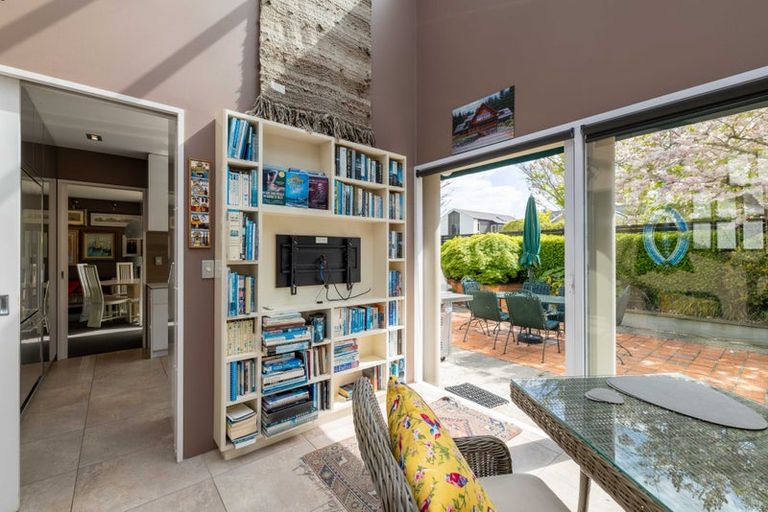 Photo of property in 9a Weka Street, Fendalton, Christchurch, 8041