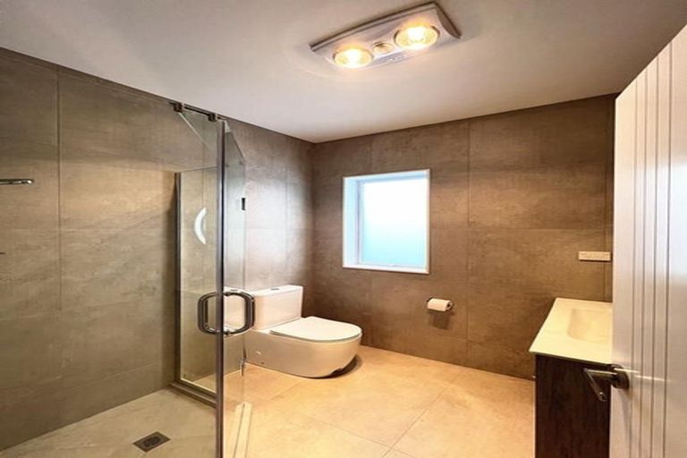 Photo of property in 40 Holcroft Street, Papakura, 2110