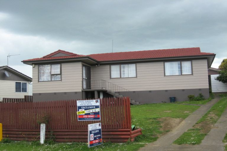 Photo of property in 5 John Walker Drive, Manurewa, Auckland, 2102