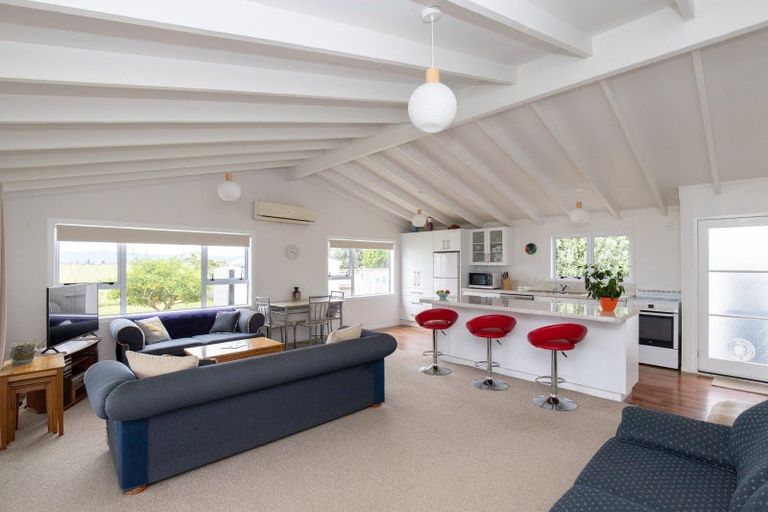 Photo of property in 26 Mahana Road, Ngatea, 3503