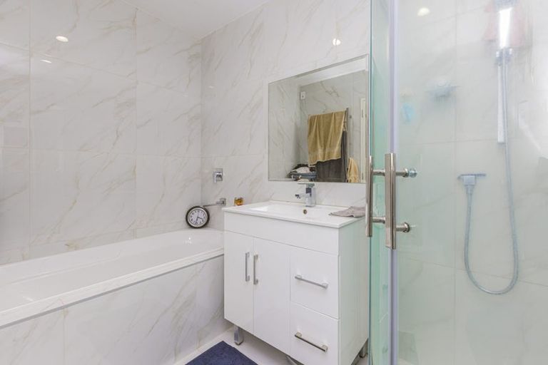 Photo of property in 20c Deveron Road, Manurewa, Auckland, 2102