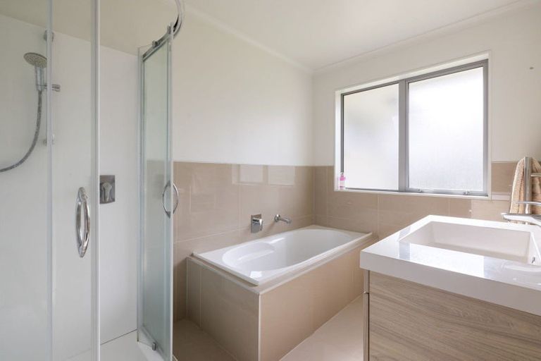 Photo of property in 60 Watkins Road, Cambridge, 3434