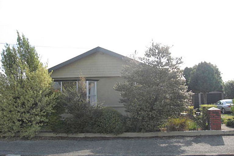 Photo of property in 4 Innes Street, Waimate, 7924