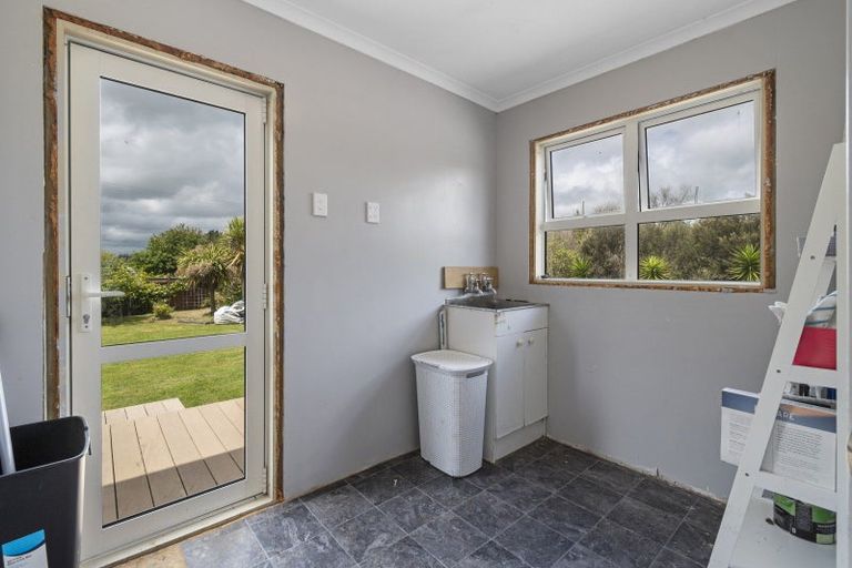 Photo of property in 24 Clive Street, Halcombe, Feilding, 4779