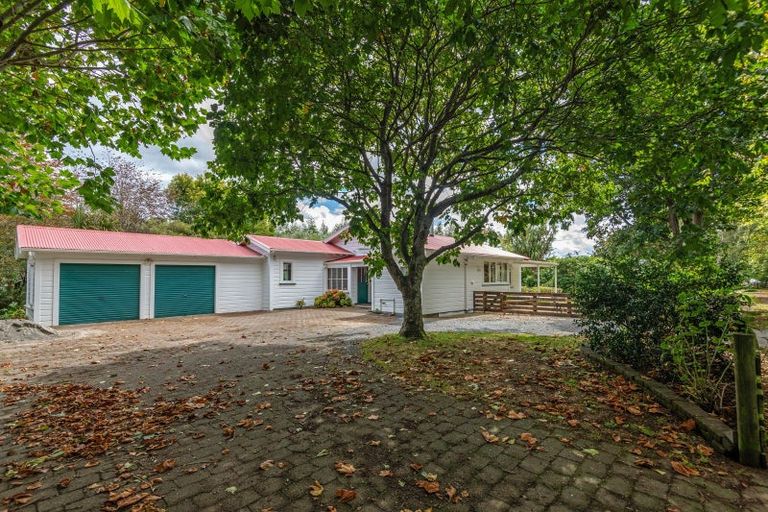 Photo of property in 49 Joblins Road, Levin, 5571