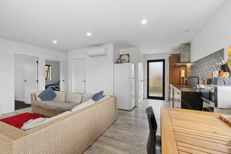 Photo of property in 4 Banks Street, Marfell, New Plymouth, 4310