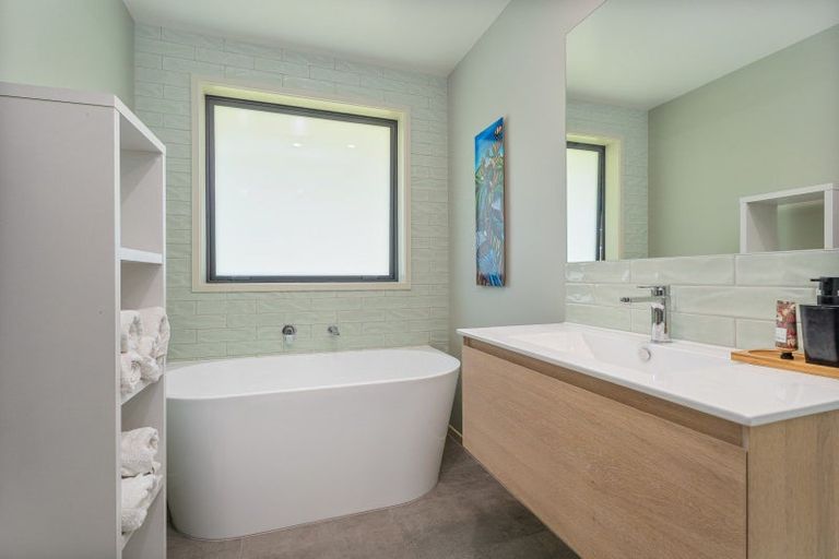 Photo of property in 3 Aldermen Lane, Tairua, 3579