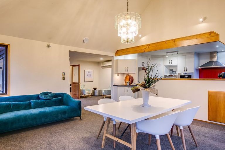 Photo of property in 50 Cliffs Road, Saint Clair, Dunedin, 9012