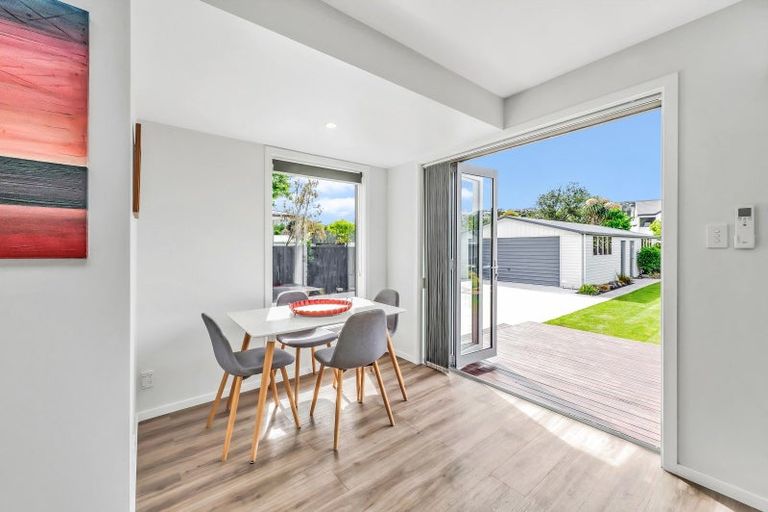 Photo of property in 17 Pahau Place, Cracroft, Christchurch, 8025