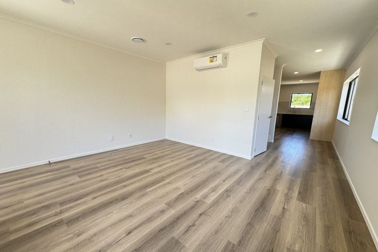 Photo of property in 22c Toru Street, Te Atatu Peninsula, Auckland, 0610