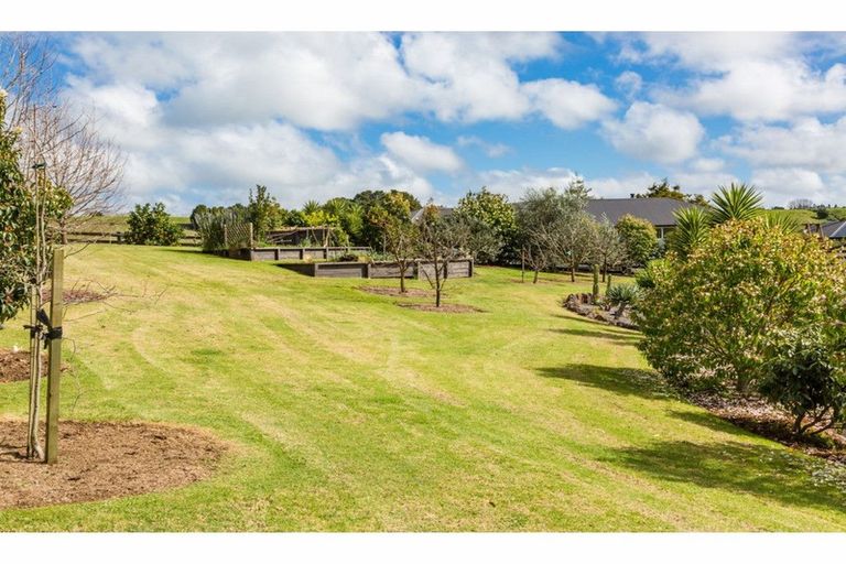 Photo of property in 11 Riverbank Drive, Kerikeri, 0230