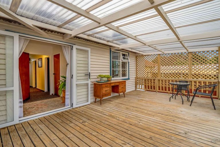 Photo of property in 64 Harper Street, Gonville, Whanganui, 4501