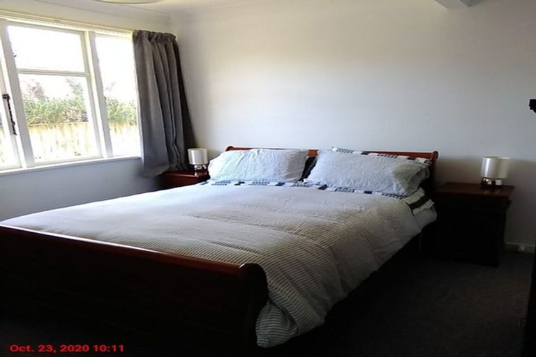 Photo of property in 19 Cologne Street, Martinborough, 5711
