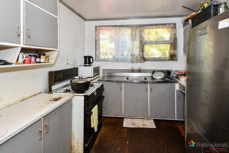 Photo of property in 1 Cardrona Place, Favona, Auckland, 2024