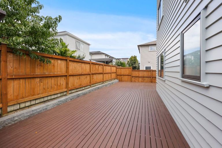 Photo of property in 9 Mccaw Avenue, Whenuapai, Auckland, 0618