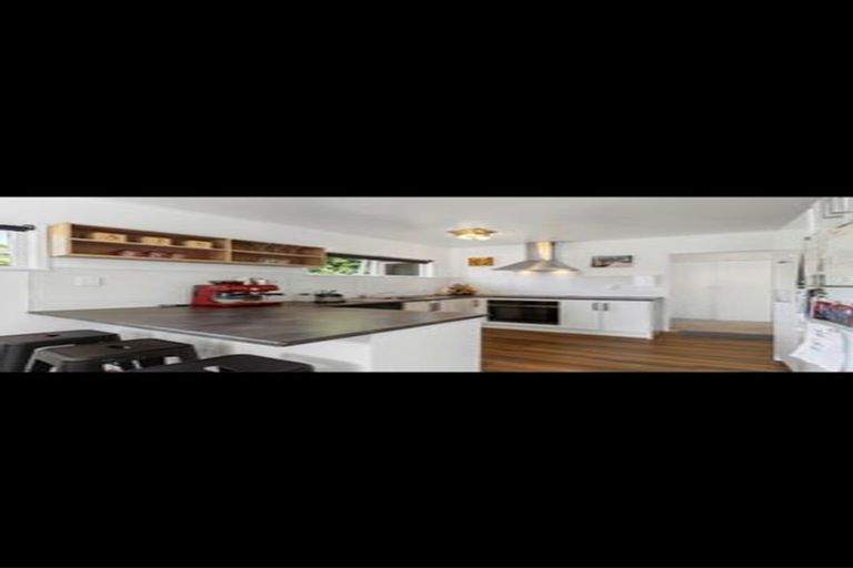 Photo of property in 42a Wedgwood Avenue, Mangere East, Auckland, 2024