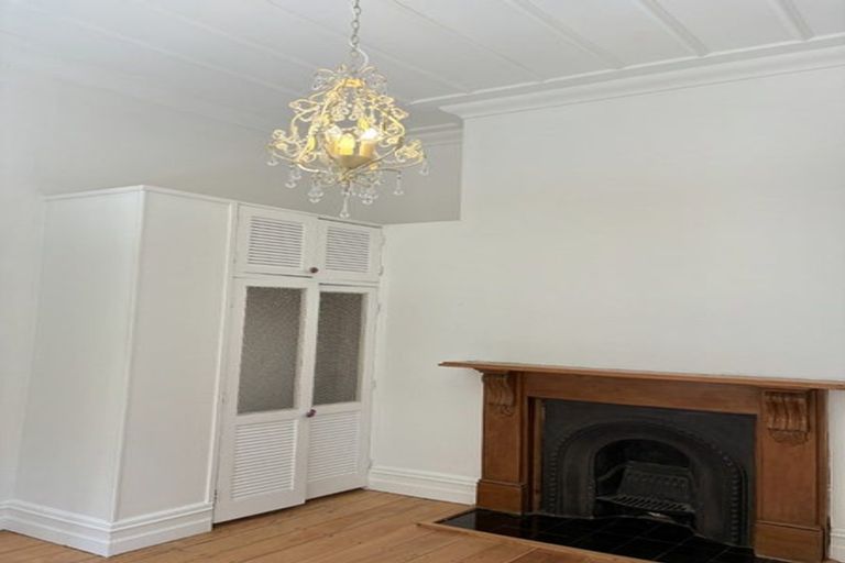 Photo of property in 300 Paremoremo Road, Paremoremo, Auckland, 0632