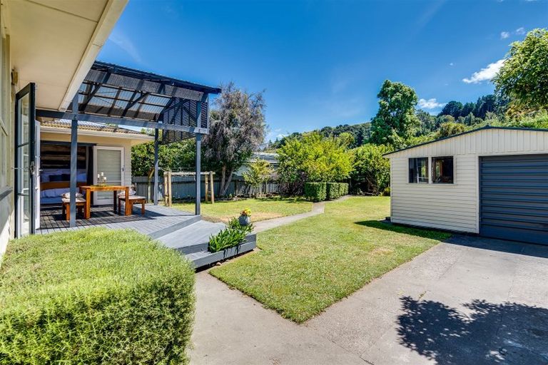Photo of property in 10 Shirley Place, Bay View, Napier, 4104