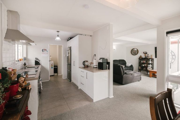 Photo of property in 72a Fairs Road, Milson, Palmerston North, 4414