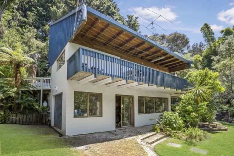 Photo of property in 32 Castleton Street, Birkdale, Auckland, 0626