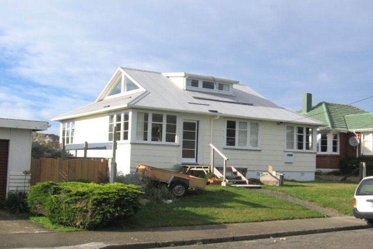 Photo of property in 18 Fisher Street, Johnsonville, Wellington, 6037