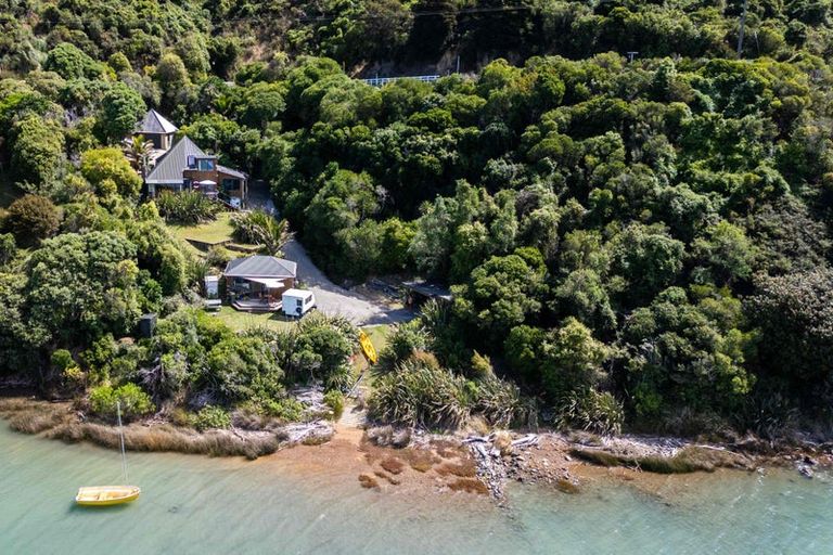 Photo of property in 638 Cable Bay Road, Cable Bay, Nelson, 7071