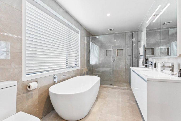 Photo of property in 352d Beach Road, Mairangi Bay, Auckland, 0630