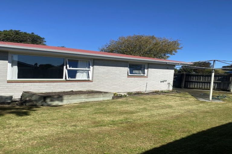 Photo of property in 14 Gibson Drive, Hornby, Christchurch, 8042