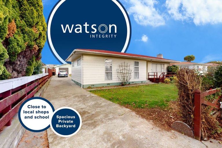 Photo of property in 6 Raglan Avenue, Cloverlea, Palmerston North, 4412