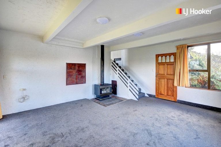 Photo of property in 9 Junction Road, Ravensbourne, Dunedin, 9022