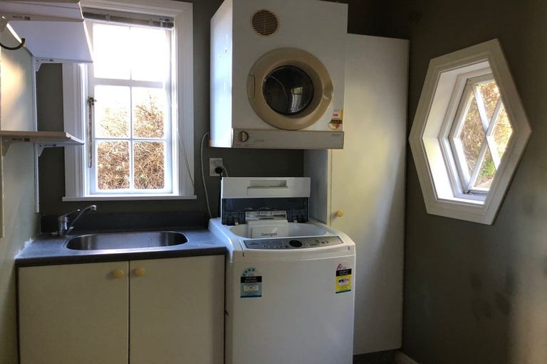 Photo of property in 41 Grafton Road, Roseneath, Wellington, 6011