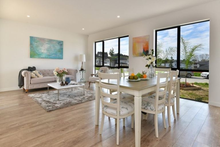 Photo of property in 21 Jack Hawken Lane, Silverdale, 0932