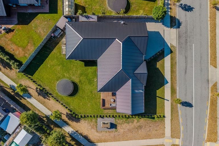 Photo of property in 6 Rua Street, Albert Town, Wanaka, 9305