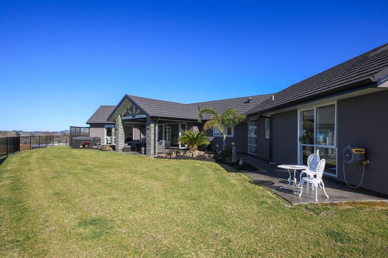 Photo of property in 20 Headlands Drive, Te Awamutu, 3875