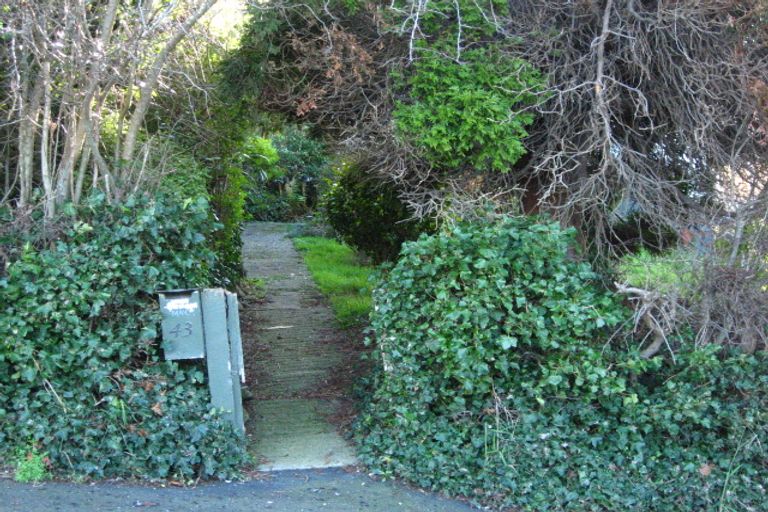 Photo of property in 43 Totara Street, Ravensbourne, Dunedin, 9022