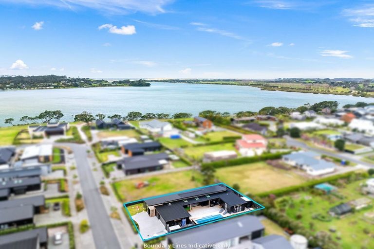 Photo of property in 23 William Gilbert Drive, Mangawhai, 0505