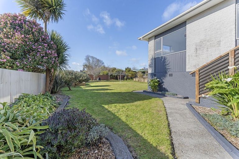 Photo of property in 19 Konini Street, Inglewood, 4330