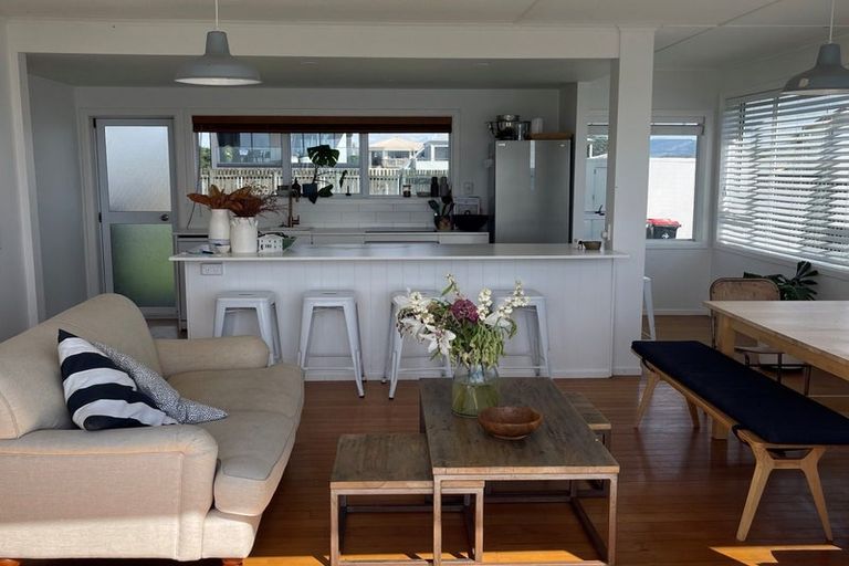 Photo of property in 107 Karewa Parade, Papamoa Beach, Papamoa, 3118