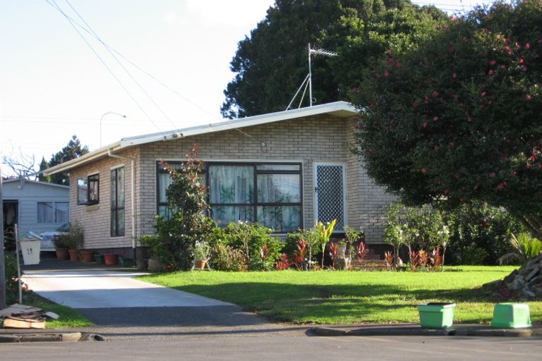 Photo of property in 11 Terry Place, Otara, Auckland, 2023