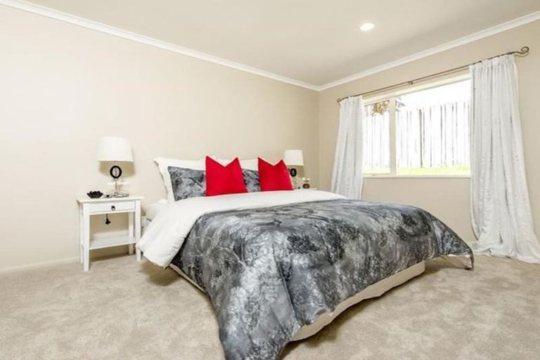 Photo of property in 8 Athenry Place, Dannemora, Auckland, 2016
