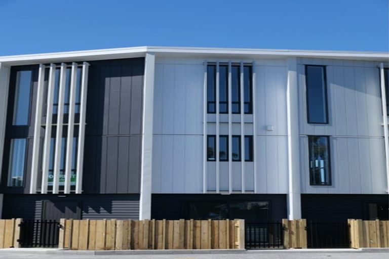 Photo of property in 41 Kamahi Place, Paraparaumu, 5032