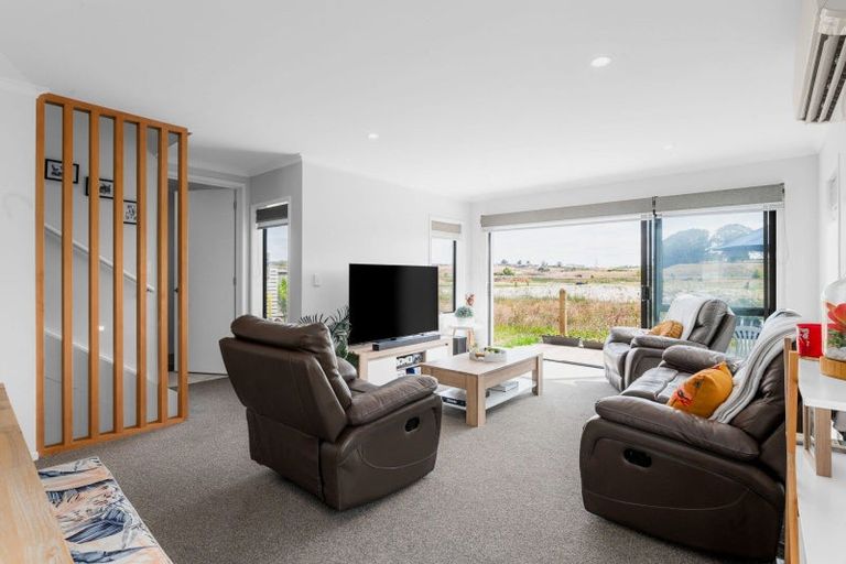 Photo of property in 2/46 North Ridge Drive, Rototuna North, Hamilton, 3281