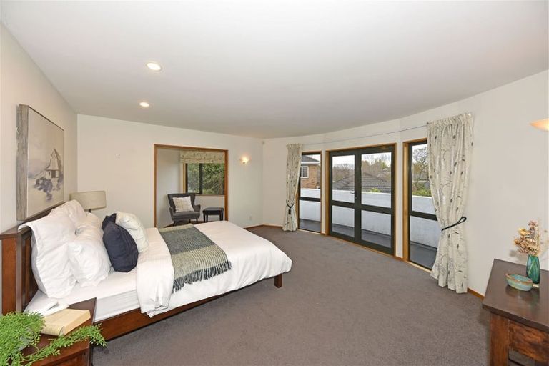 Photo of property in 10 Parkham Drive, Burnside, Christchurch, 8053