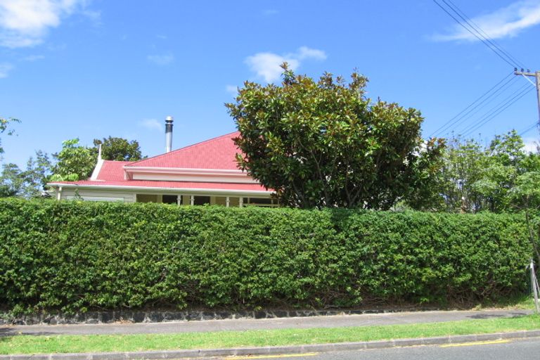 Photo of property in 3 Mozeley Avenue, Devonport, Auckland, 0624