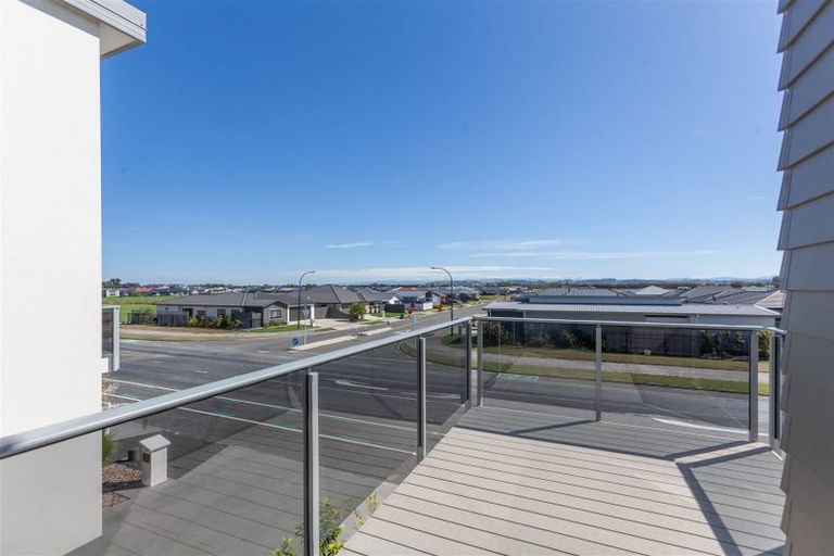 Photo of property in 122b Te Awa Avenue, Te Awa, Napier, 4110