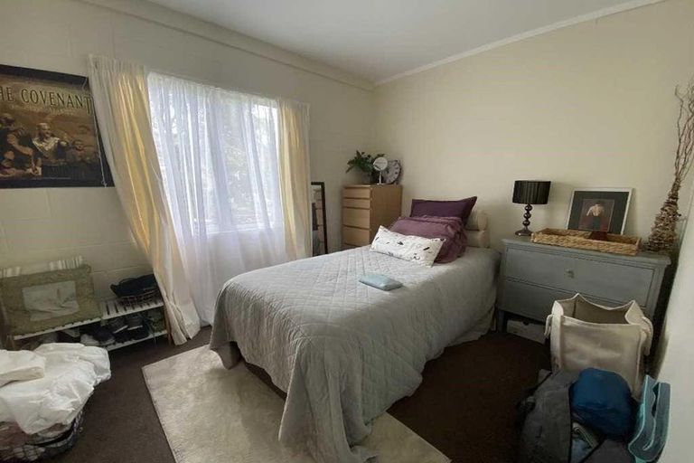 Photo of property in 19 Sylvia Road, Hillcrest, Auckland, 0627