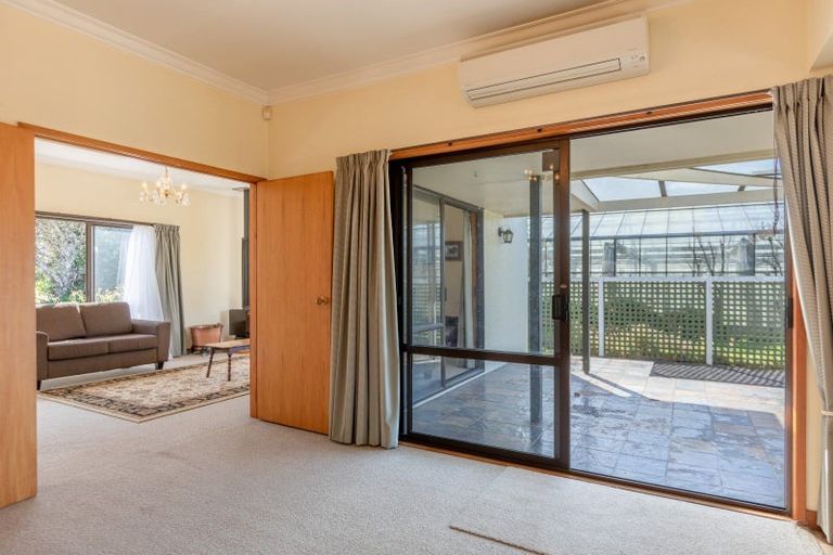 Photo of property in 39 Main Rd Clive, Clive, 4102